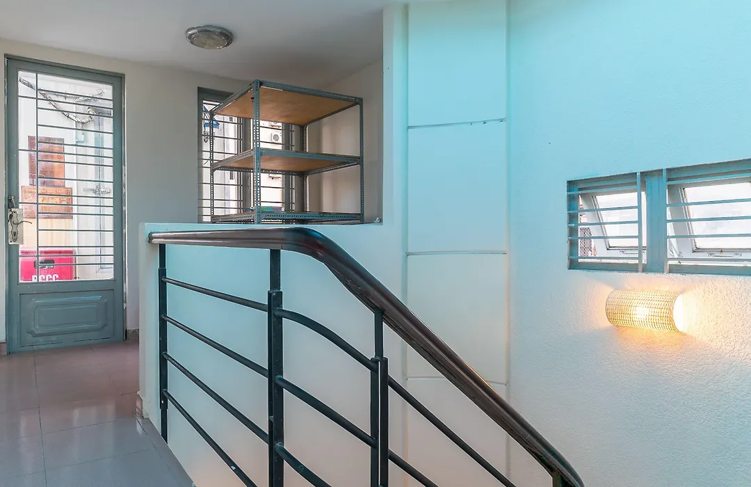 Alleyway Hostel (Adults Only)-1